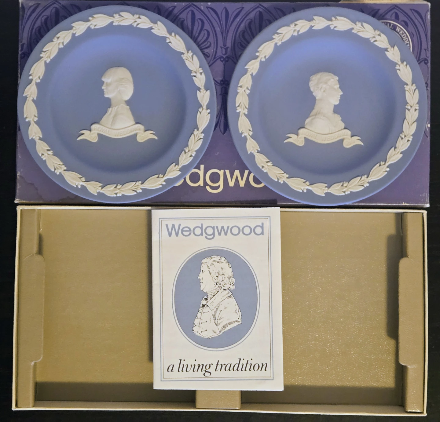 Vintage Wedgwood Royal Wedding Commemorative Boxed Set - photo 5