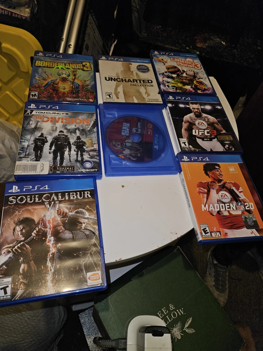 PlayStation 4 Console with Games and Controller - photo 2