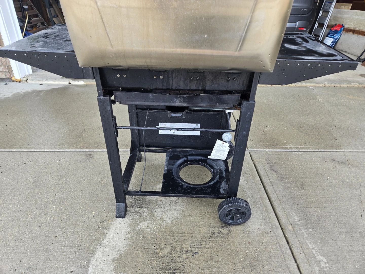 Char-Broil 4-Burner Gas Grill with Side Burner - photo 4
