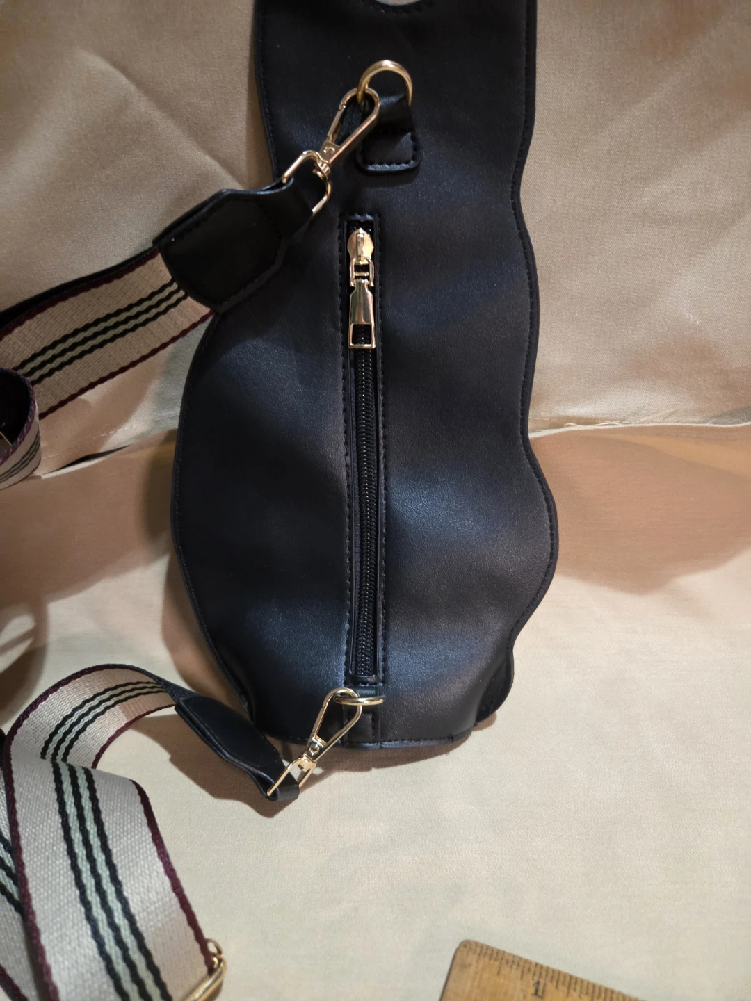 Black Cat Shaped Purse - photo 4