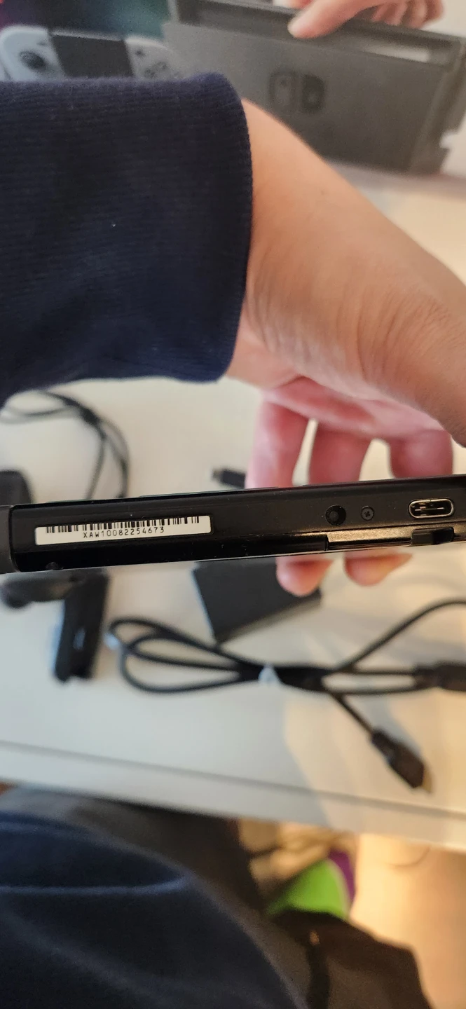 Nintendo Switch Console V1 - photo 4