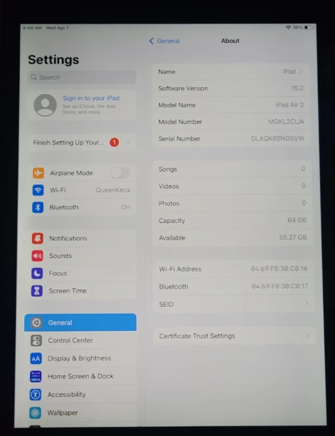 Apple iPad Air 2 - 64GB, Space Grey - photo 3