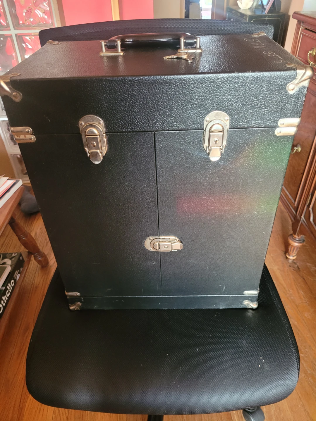 Black Portable Storage Case with Handle and Lock - photo 2