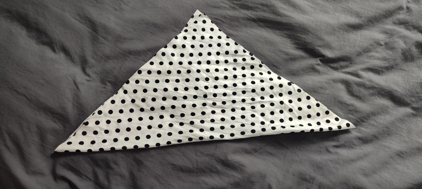 White polka dot neck scarf - photo 2