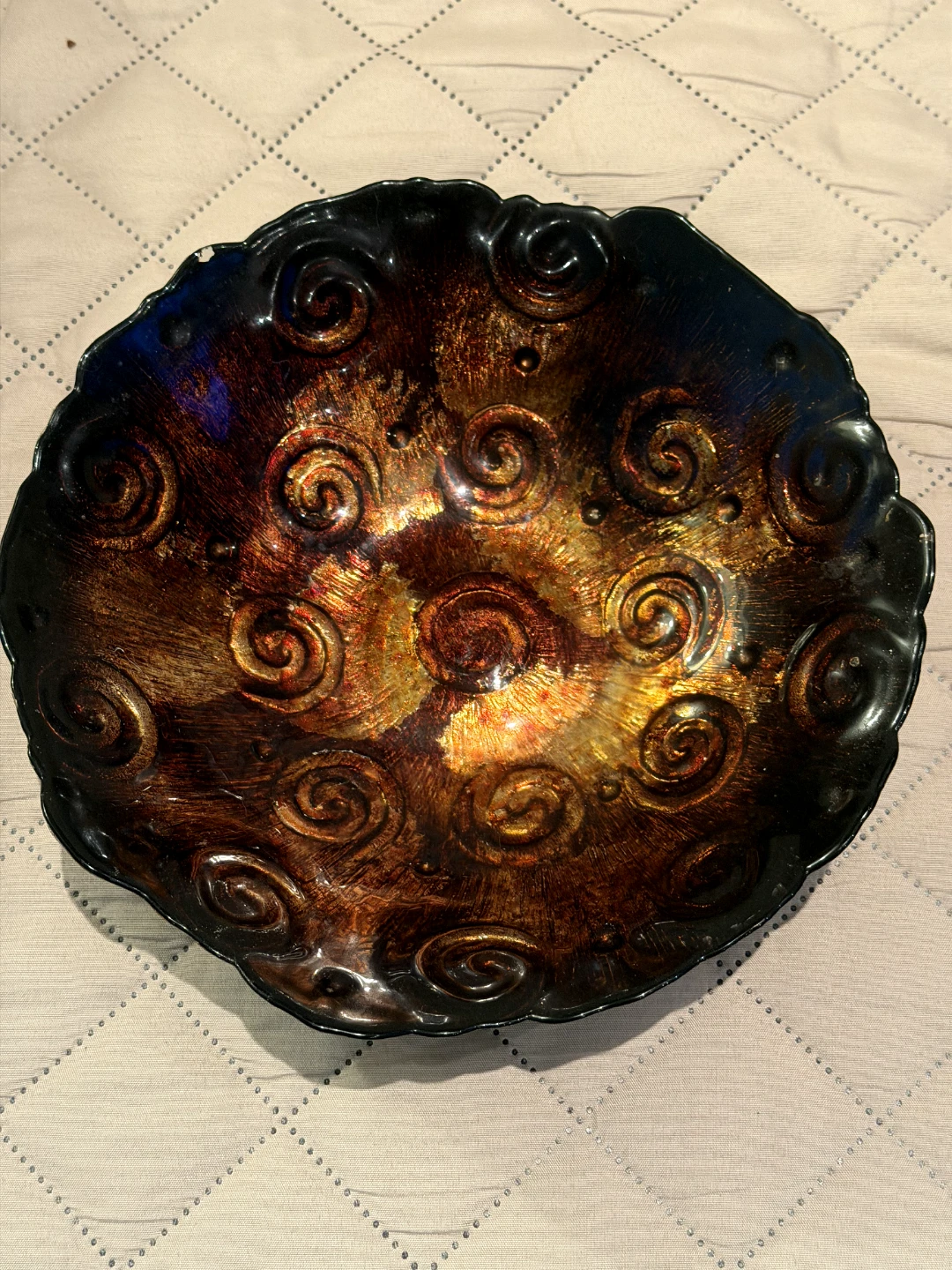 Decorative Swirl Glass Bowl