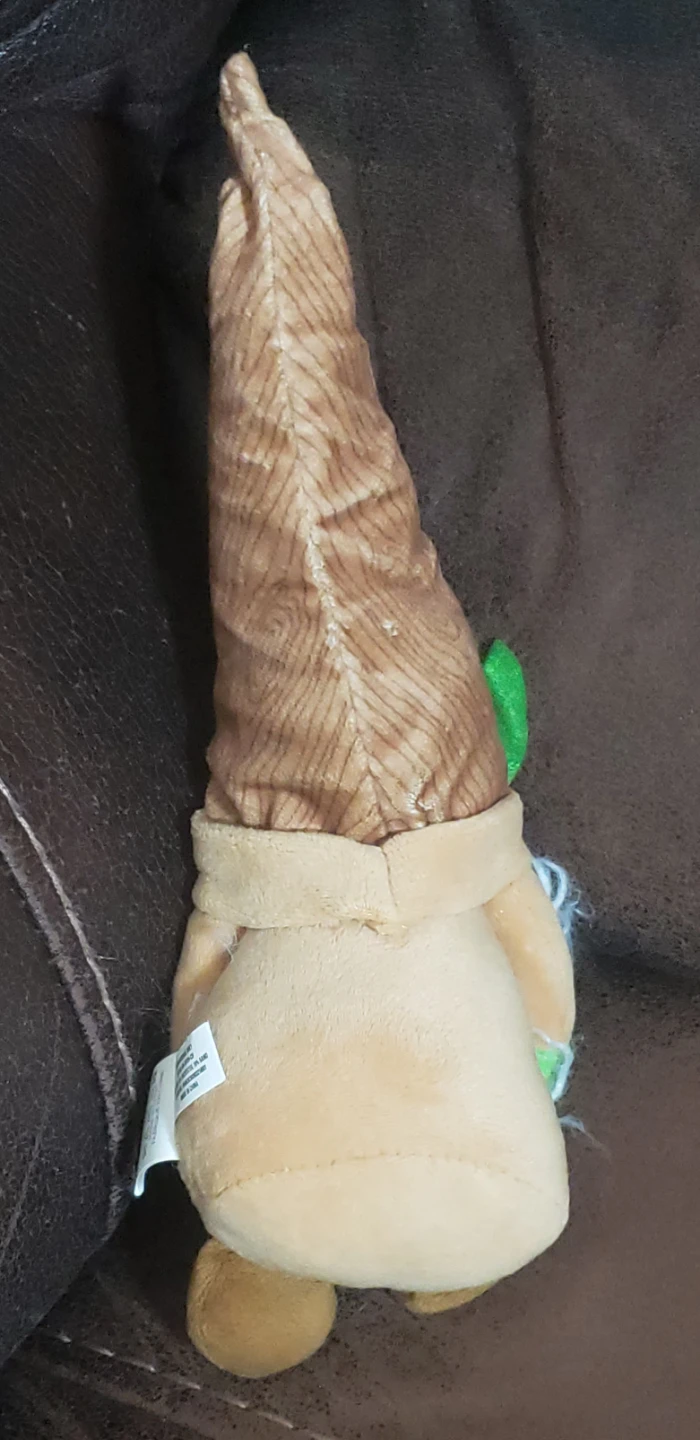 2 Small Gnome Plushies  From Hug. - photo 3