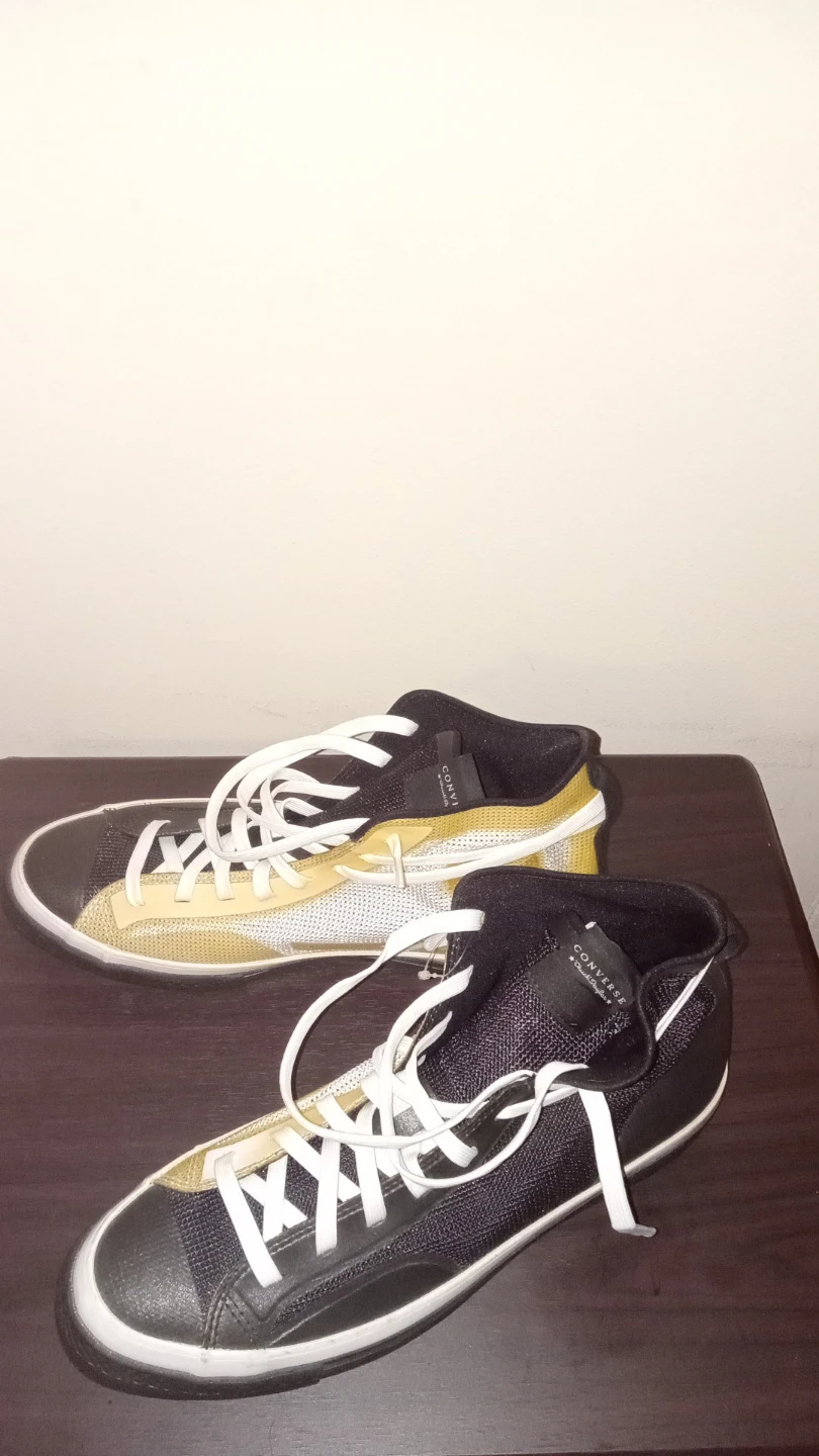 Rare Converse Chuck Taylors - photo 2