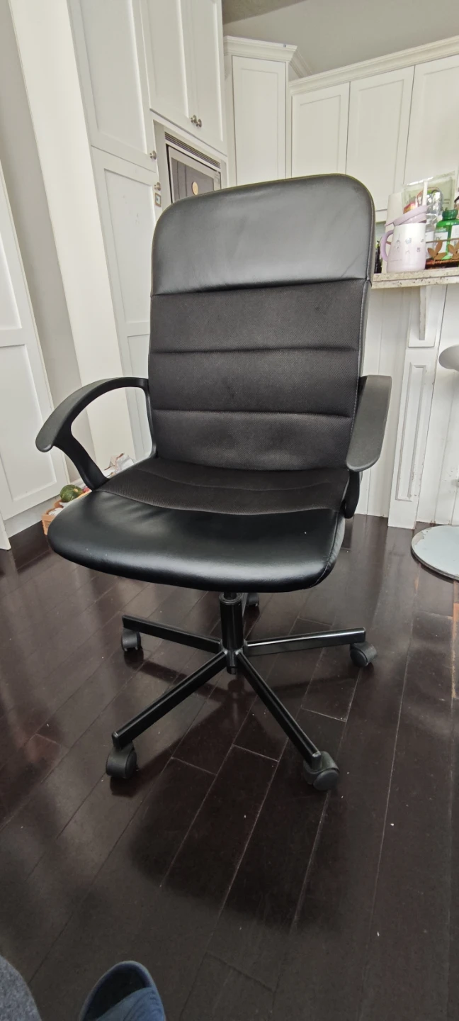 Black Office Chair