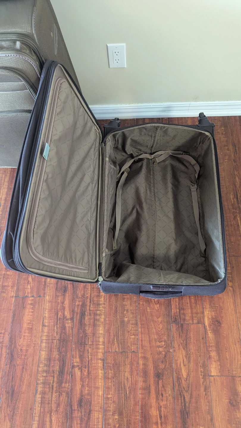 Tourist Luggage Set with Backpack and Travel pouch - photo 3