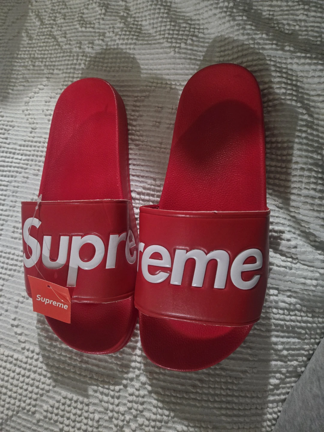 Supreme x Louis Vuitton Backpack & Slides - Red - photo 4