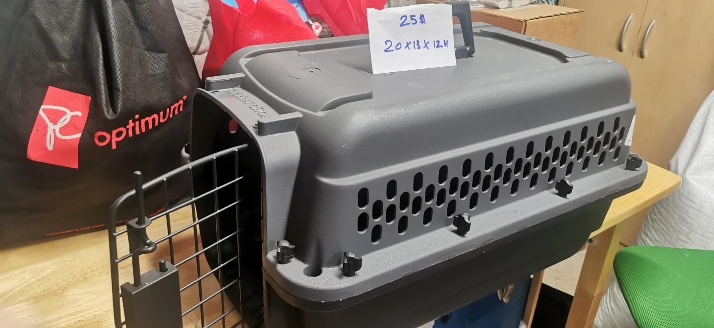 Pet Carrier 20 x 13 x 12.4