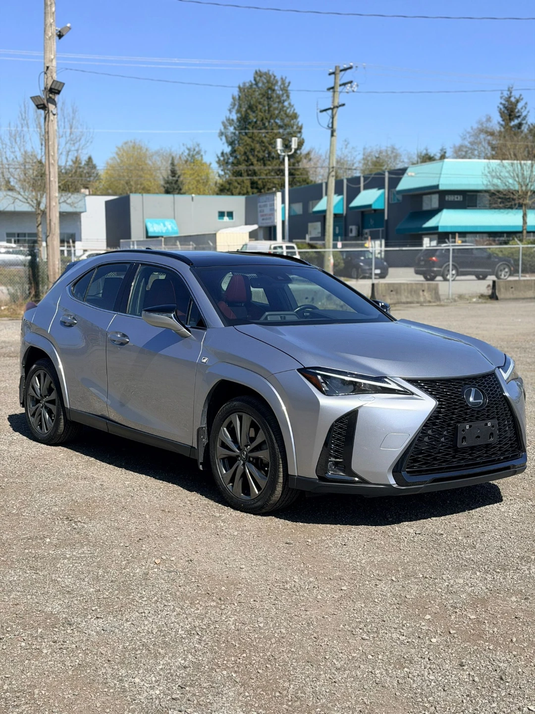 2023 Lexus UX 250h - photo 2