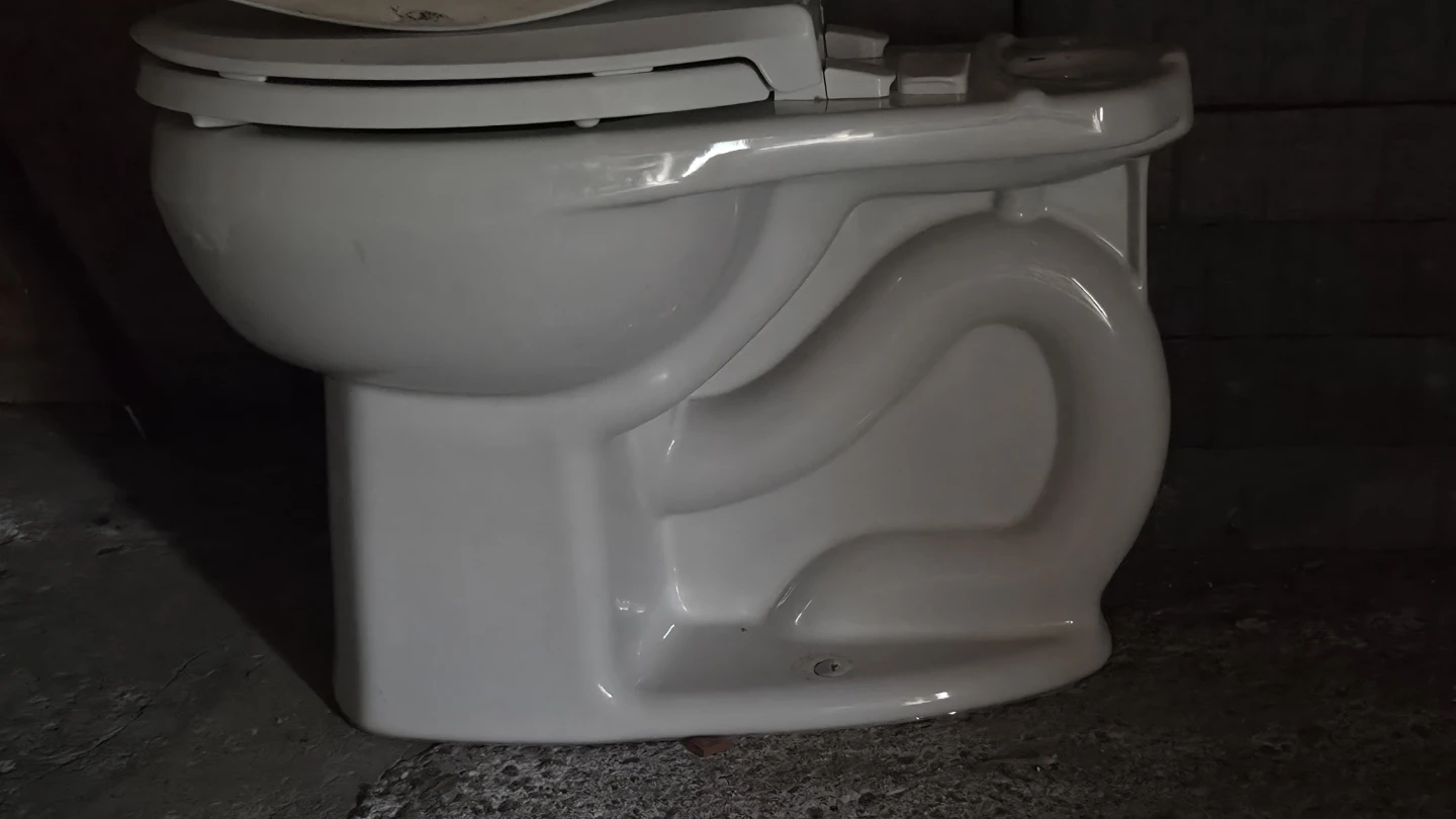 American Standard Toilet Tank - photo 2