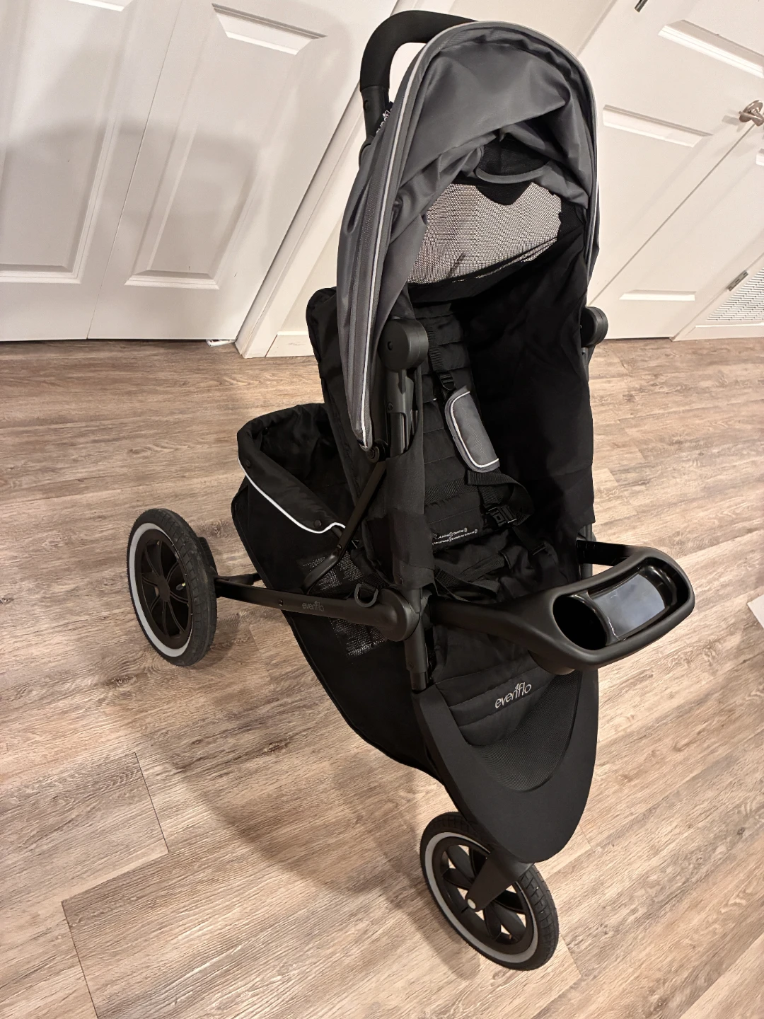 Evenflo 3 Wheel Stroller - photo 3