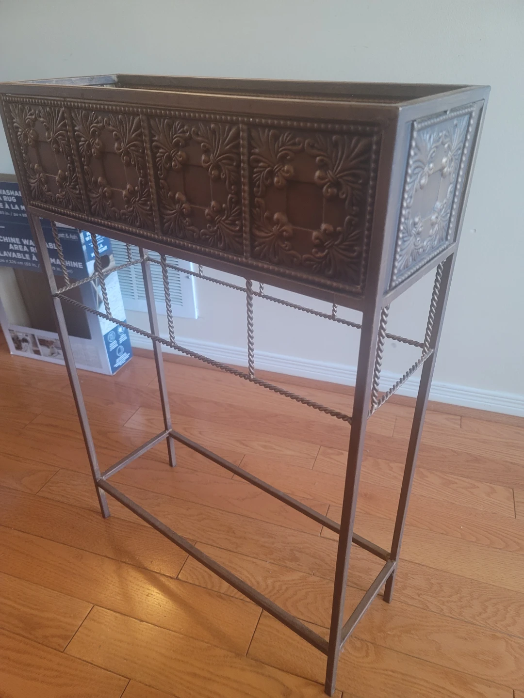 Decorative Metal Planter Stand