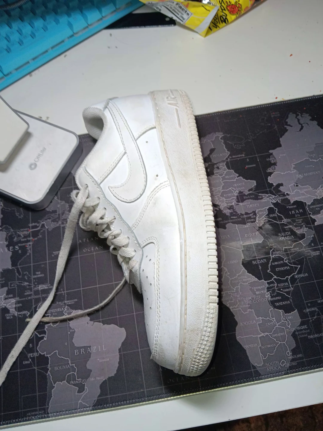 Nike Air Force 1 White Sneakers slightly used - photo 3