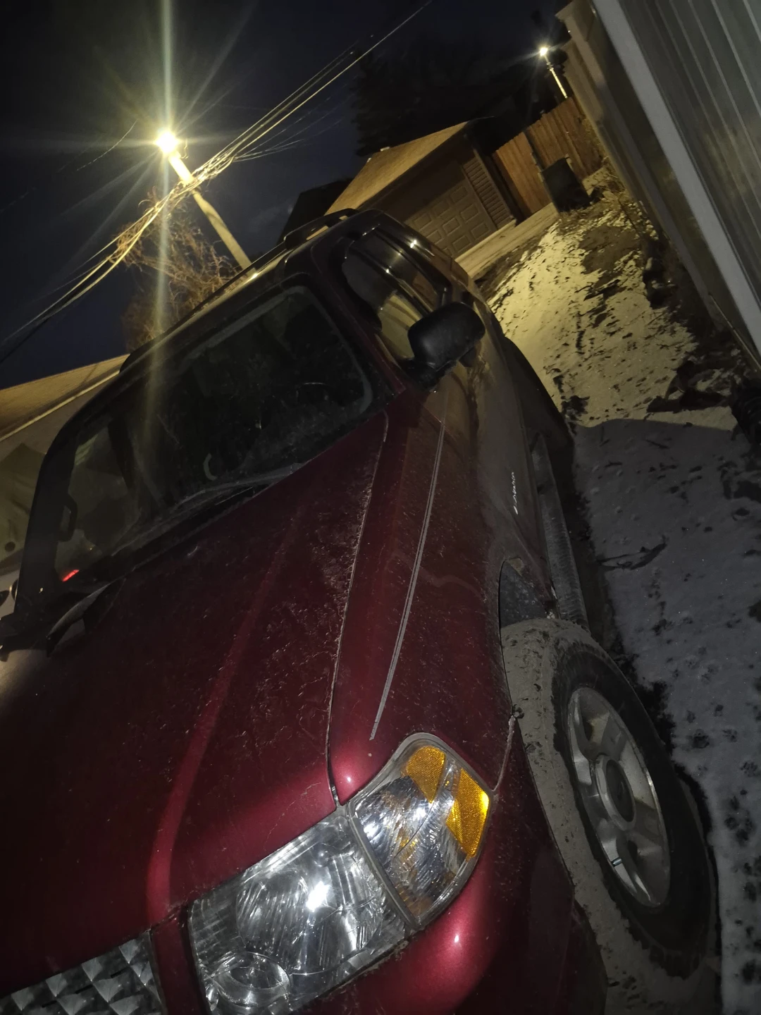 Red Ford Explorer SUV - photo 5