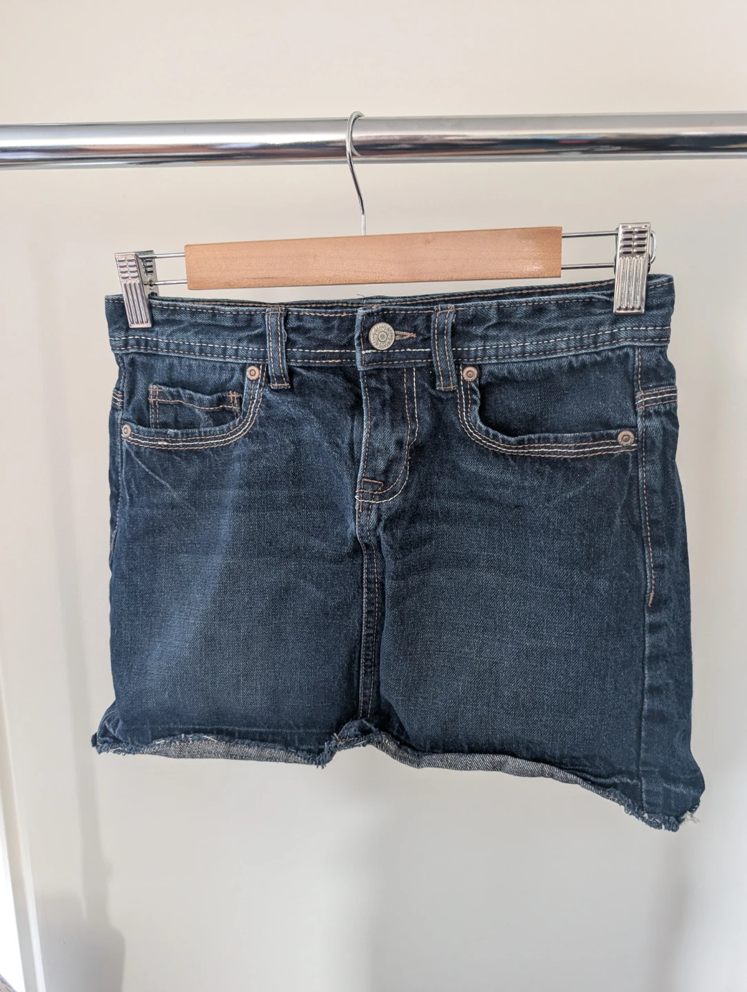 Old Navy Denim Skirt - Size 14 inches