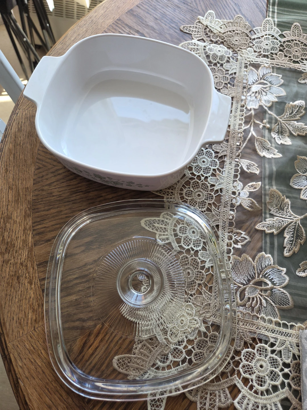 Corelle Casserole Dish with Lid🌱 - photo 2