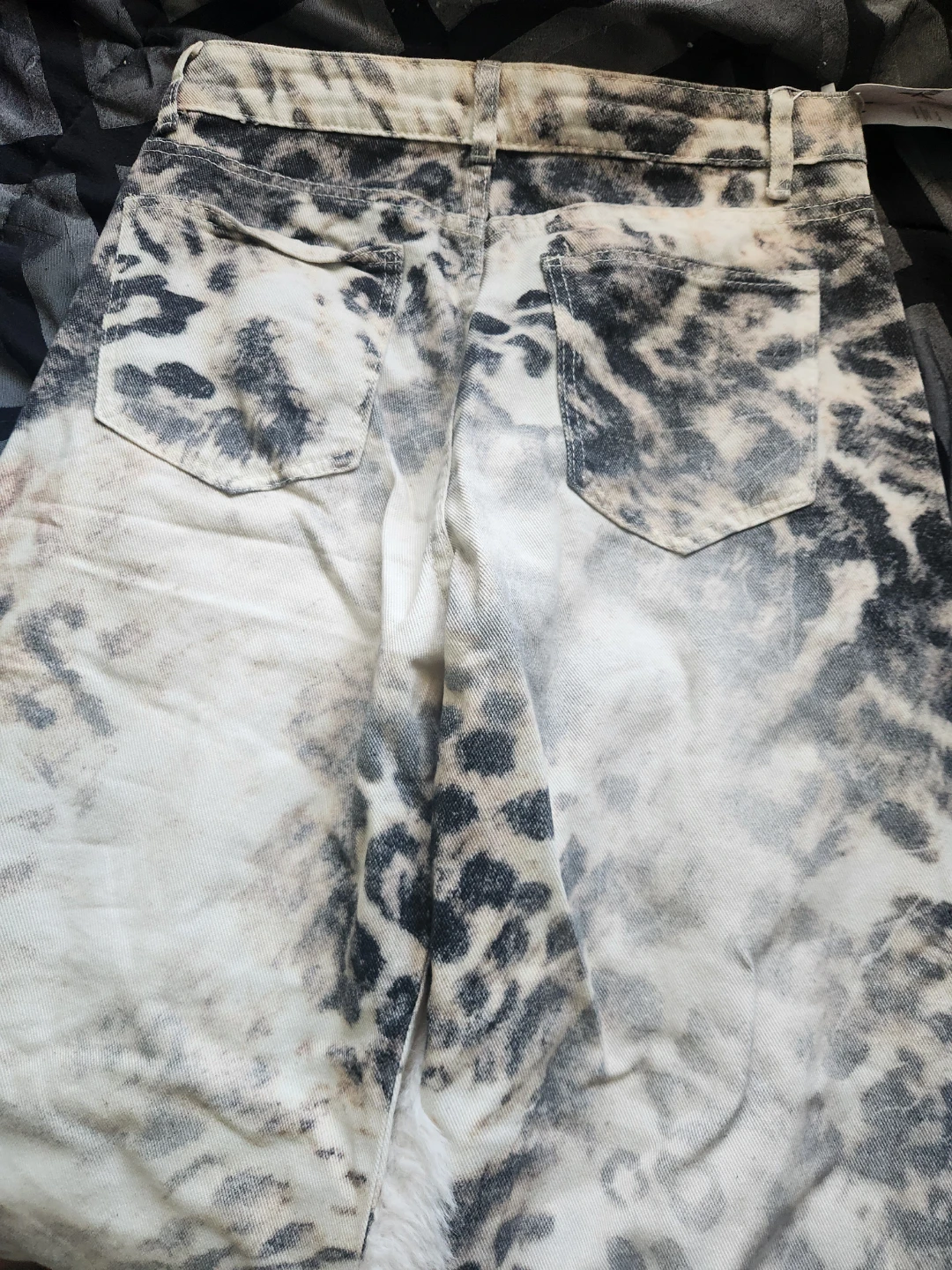 ArtsKoreanMan Leopard Print Jeans - Size L - photo 2