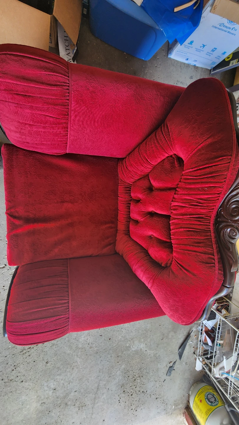 Red Velvet Accent Chair - photo 2