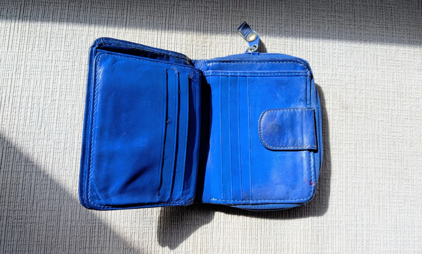 Blue Leather Bifold Wallet - photo 2
