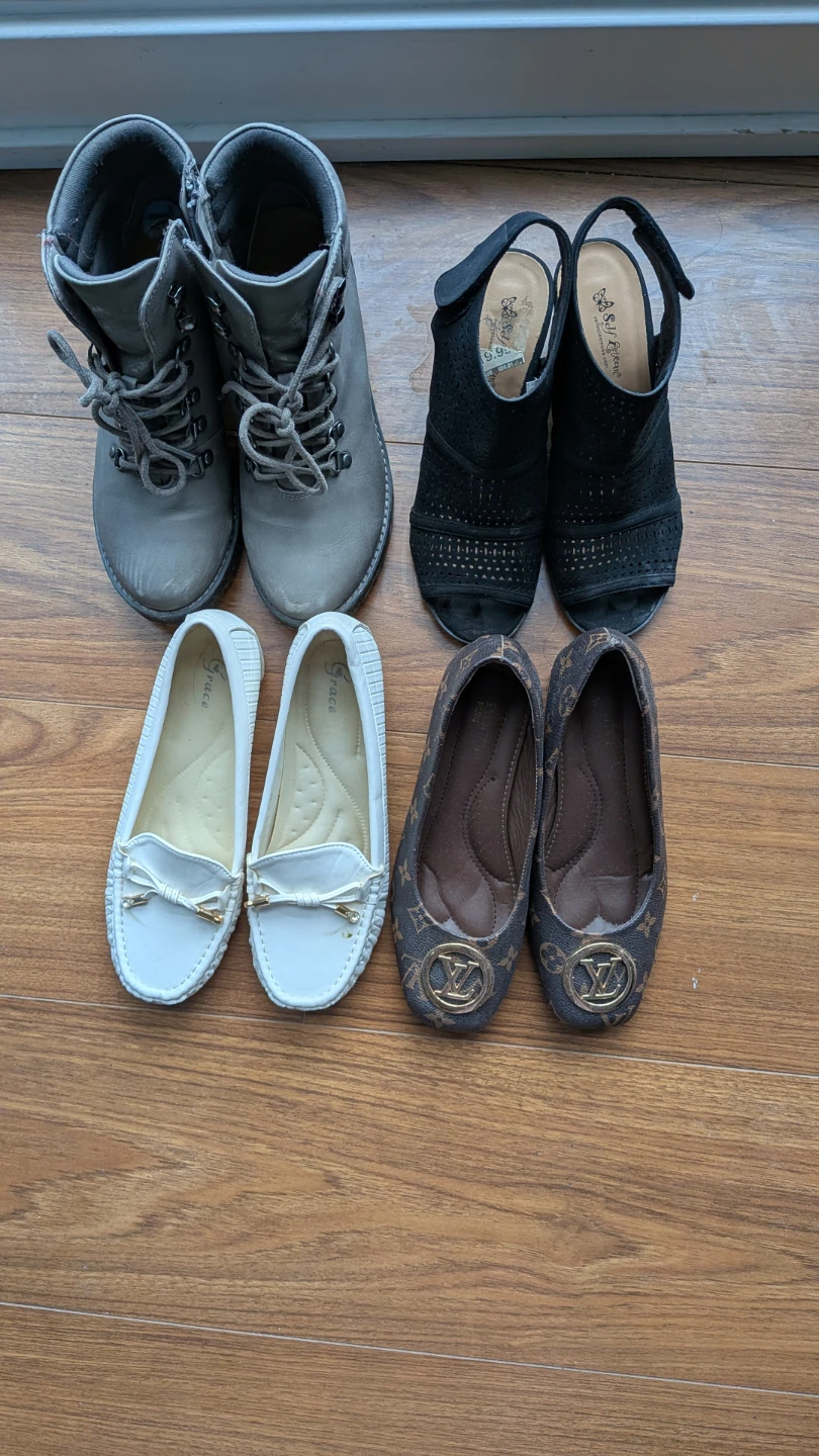 4 pairs of Gently Used Women's Footwear