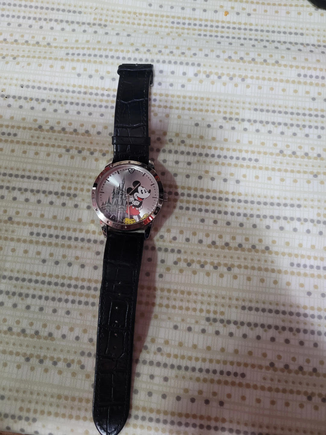 Disney World Mickey Mouse Limited Release Watch - photo 2