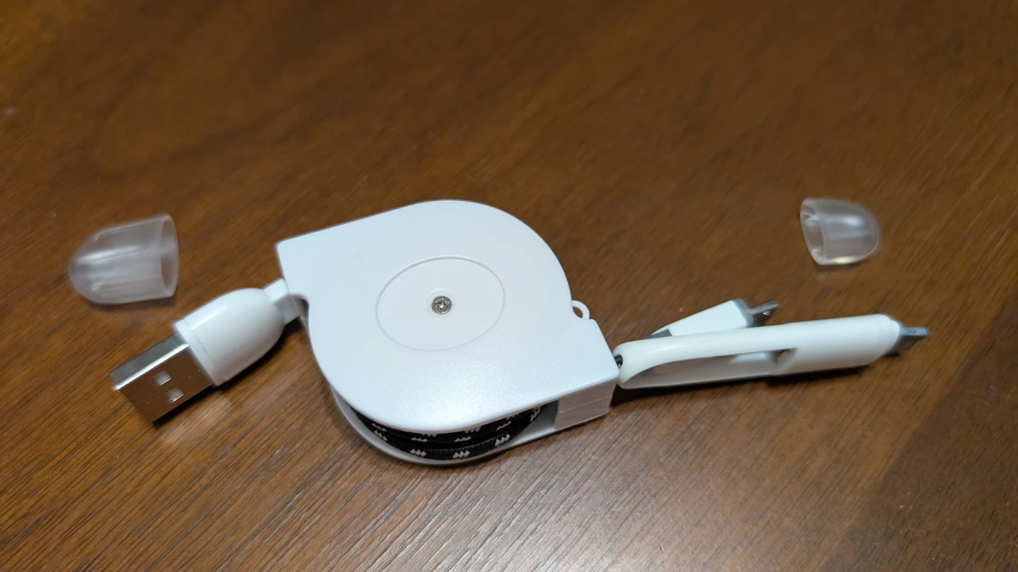 Retractable USB Charging Cable with Micro USB and Lightning