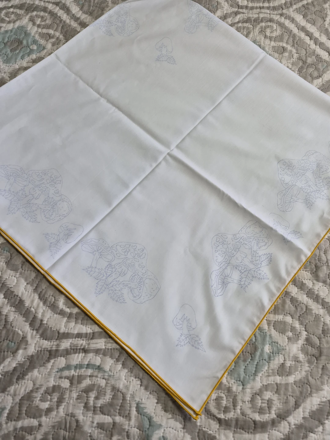 Beautiful 52" x 52" Vintage Stamped / Pre-Printed Cross Stitch - photo 5