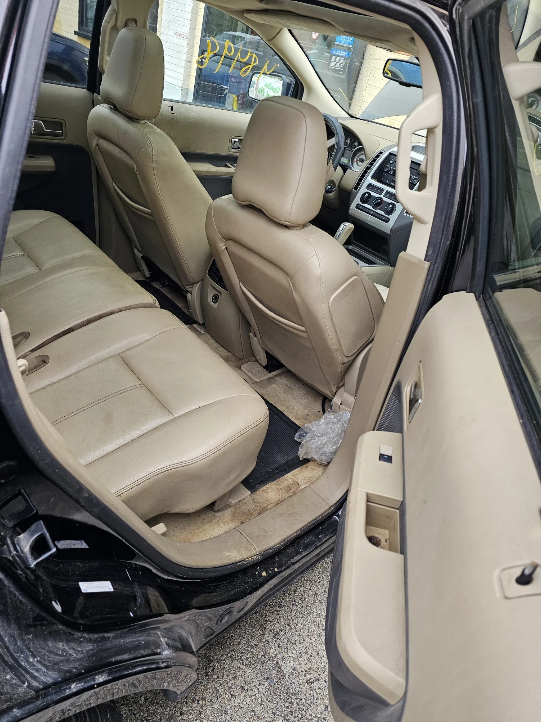 Ford Edge SUV - photo 4