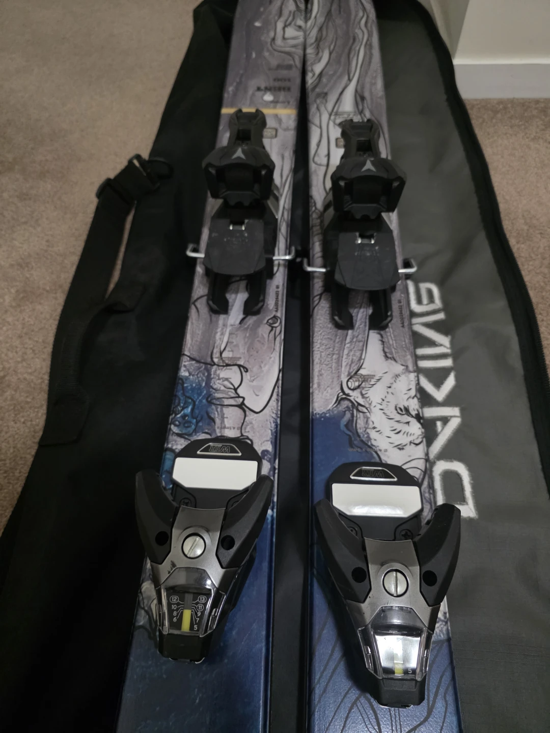 Atomic Bent 100 Skis with Bindings - photo 4