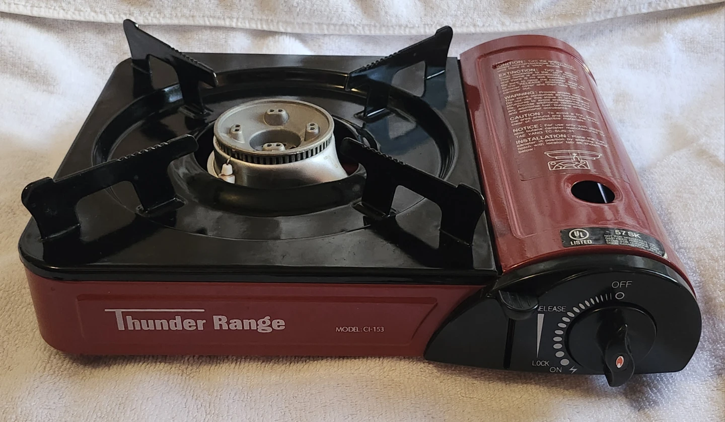 Thunder Range Portable Gas Range model Cl-153 - Pre-owned - photo 3