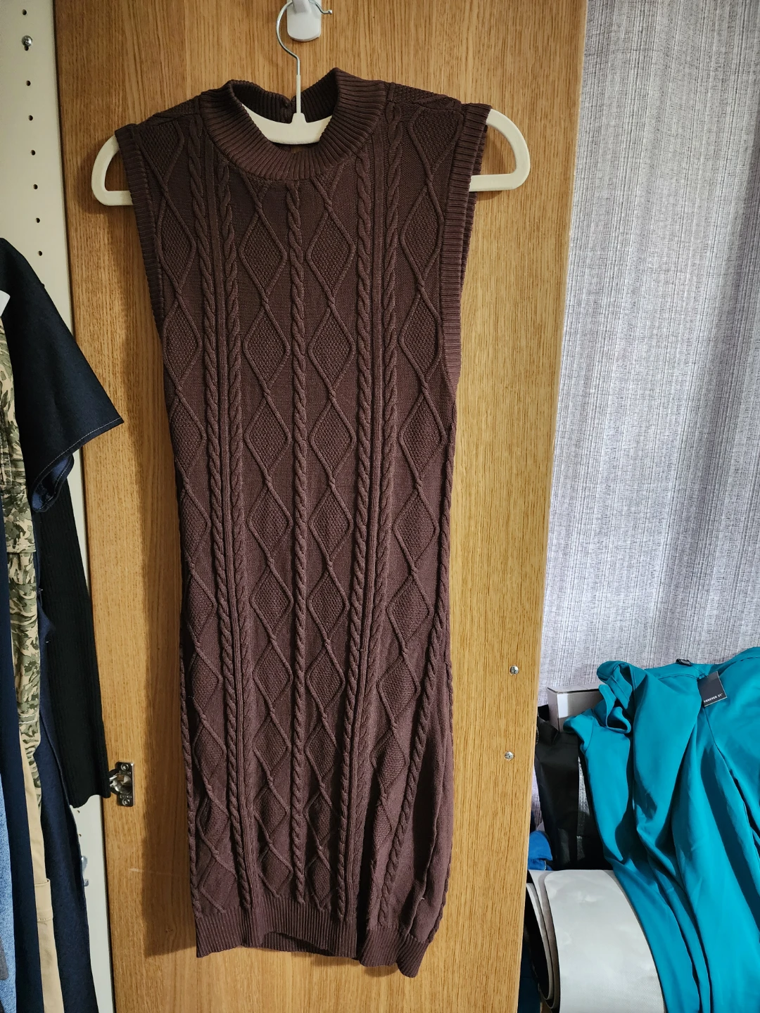 Women's Sleeveless Cable Knit Sweater Dress - photo 2