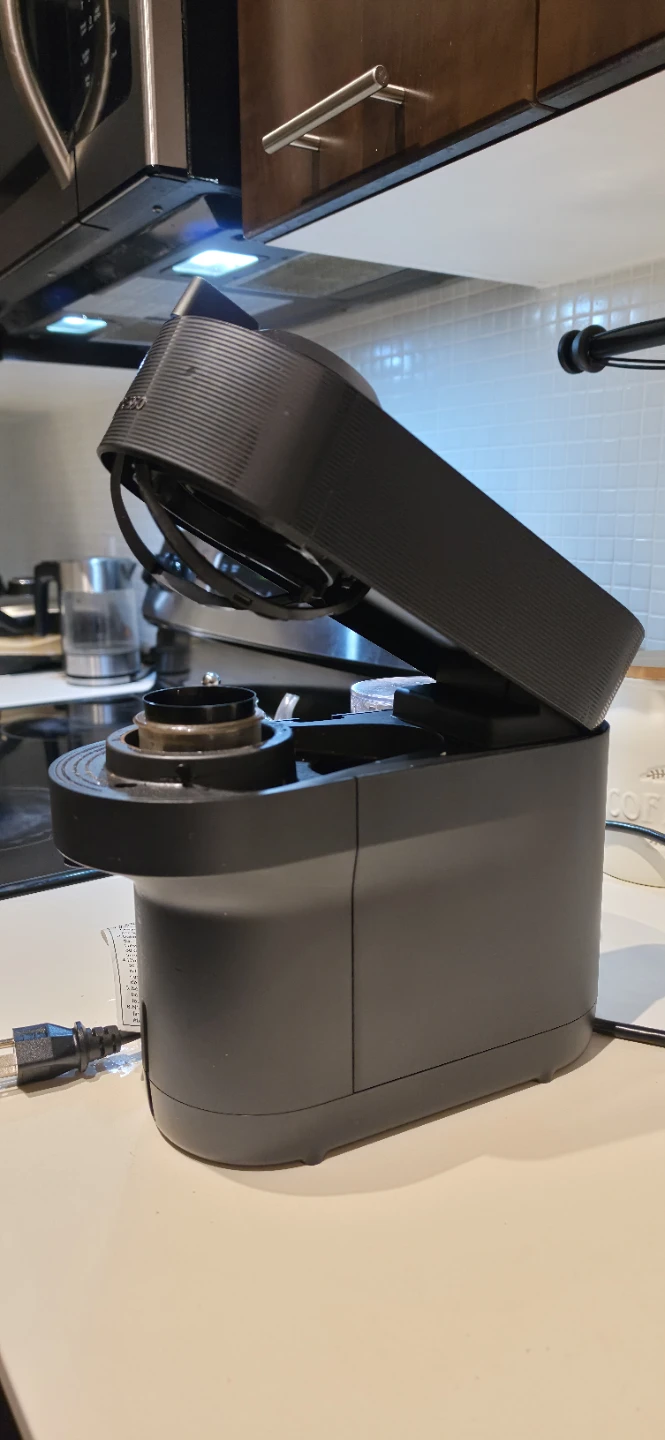 Nespresso Vertuo Coffee Machine - photo 3