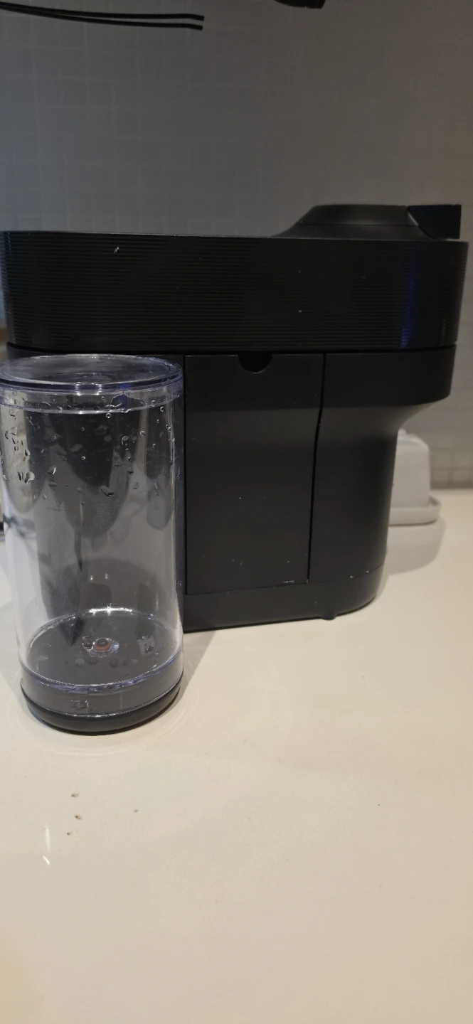 Nespresso Vertuo Coffee Machine - photo 4