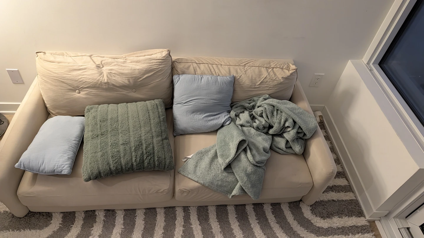 Cream Sofa FREE - photo 3