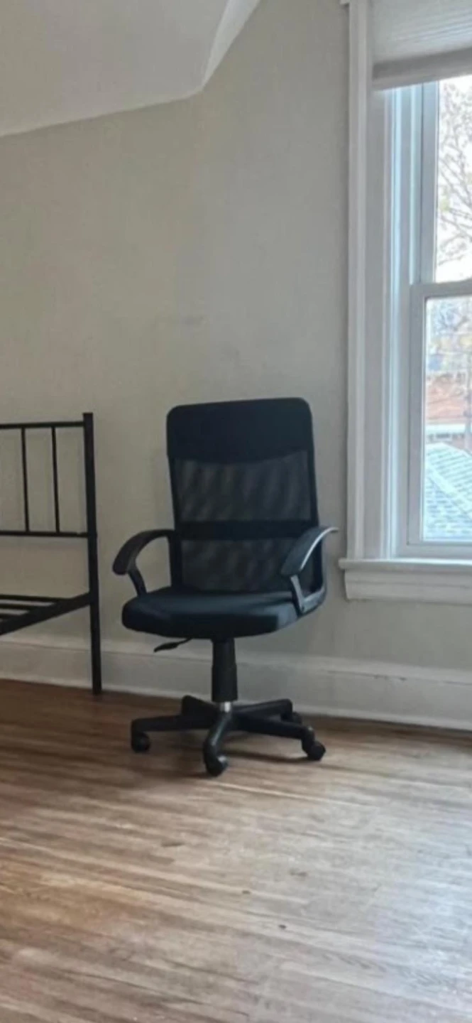 Black Mesh Office Chair