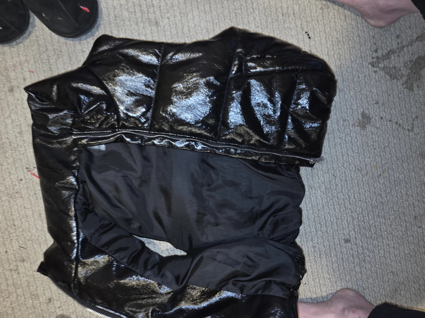 Kids black puffer vest - photo 3