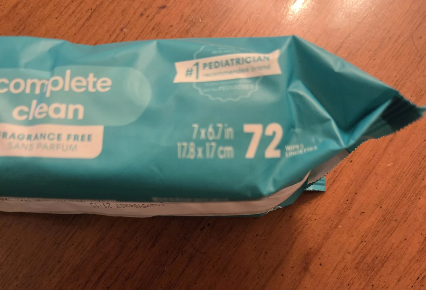 Pampers  and Huggies  wipes - photo 2