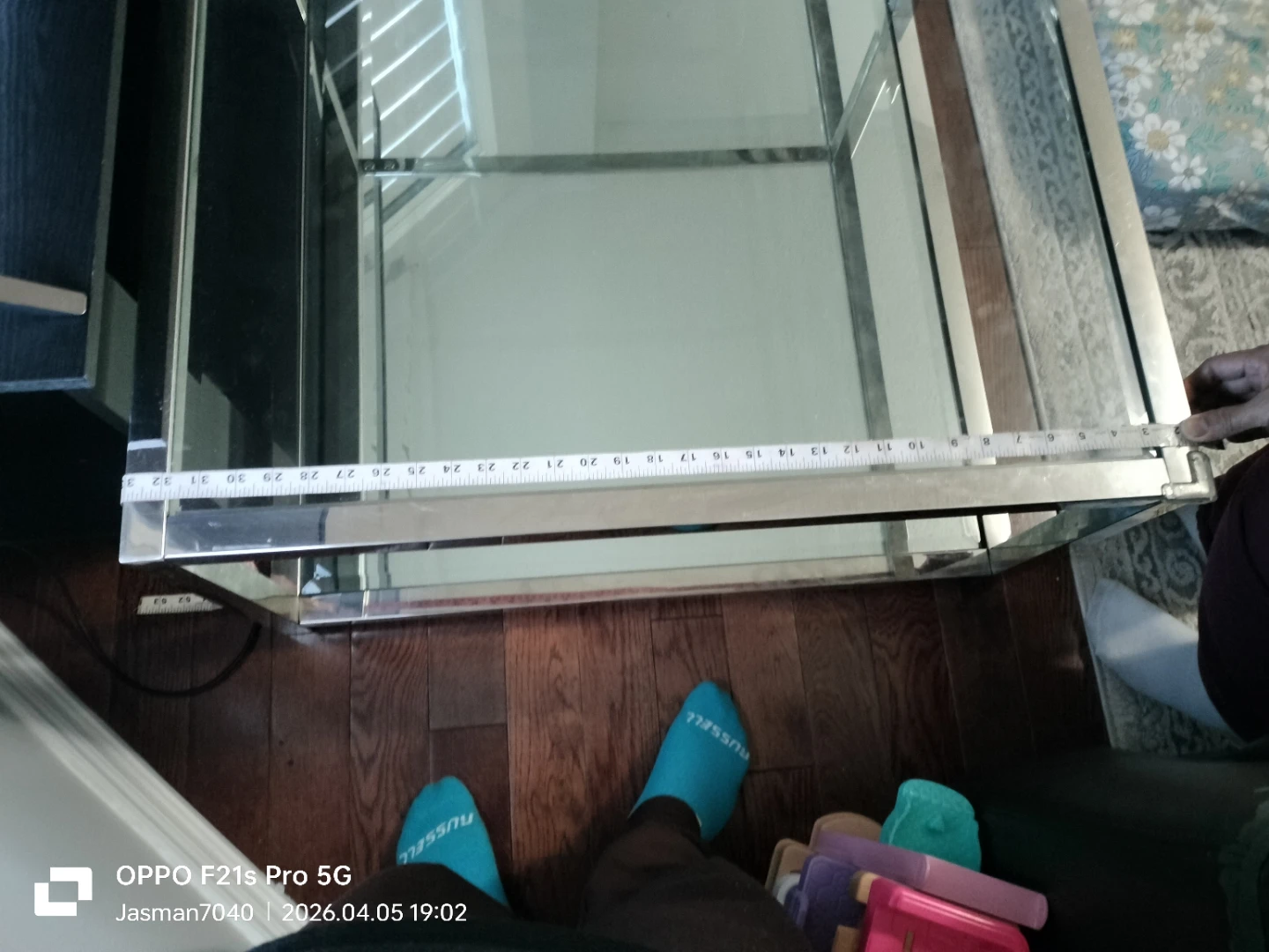 Glass table with a mirror on the bottom - photo 4