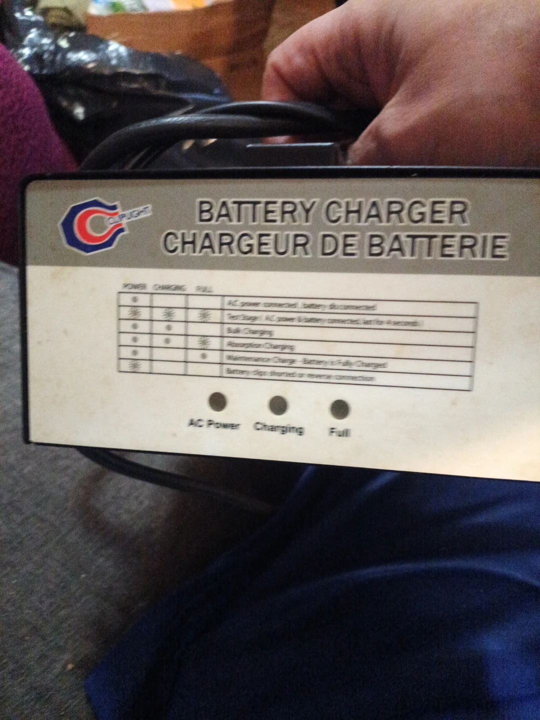 LIPUIGHT Battery Charger / Chargeur de Batterie