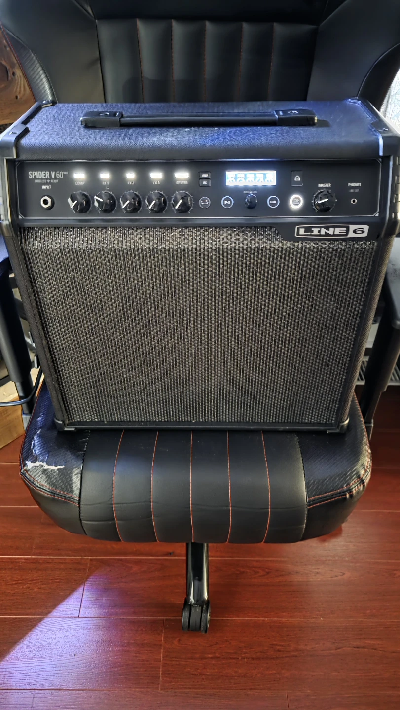 Line 6 Spider V 60 MKII Guitar Amplifier - photo 2