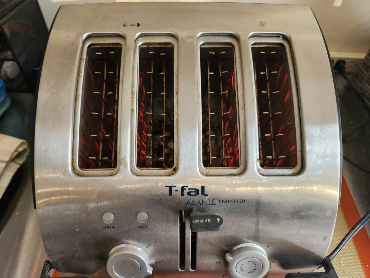 T-fal Avante 4-Slice Toaster