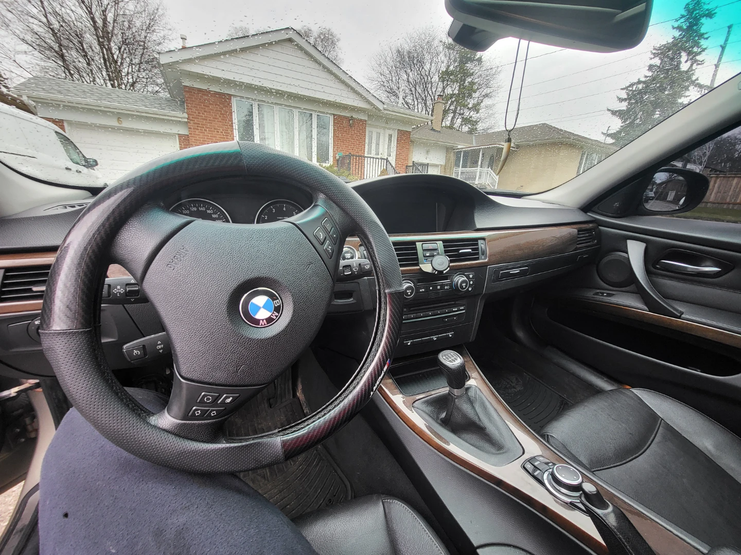 BMW 328xi Sedan - photo 2
