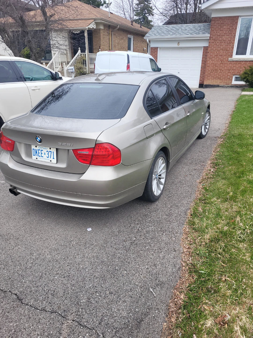 BMW 328xi Sedan - photo 5