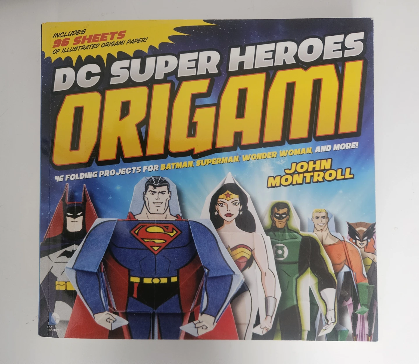 DC Super Heroes Origami Book