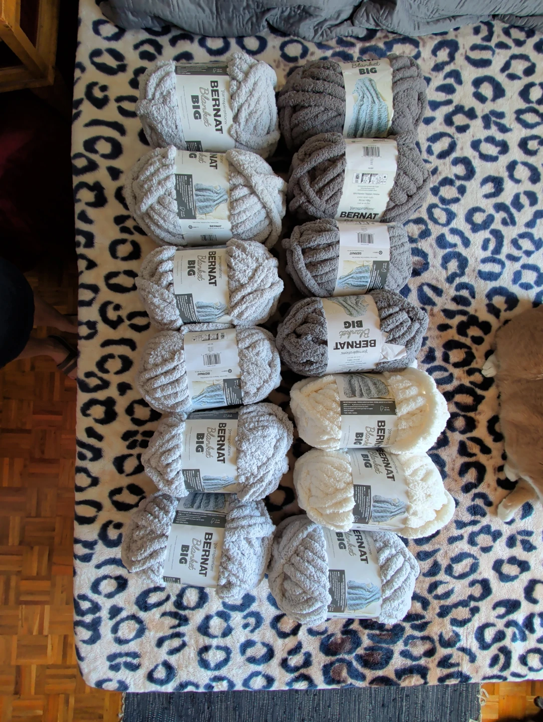 Bernat Blanket Yarn - 10.5 oz - Various Colours