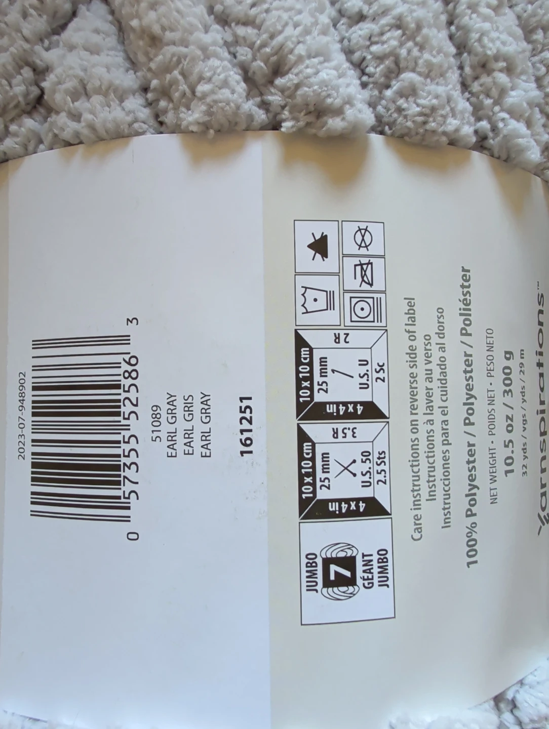 Bernat Blanket Yarn - 10.5 oz - Various Colours - photo 2
