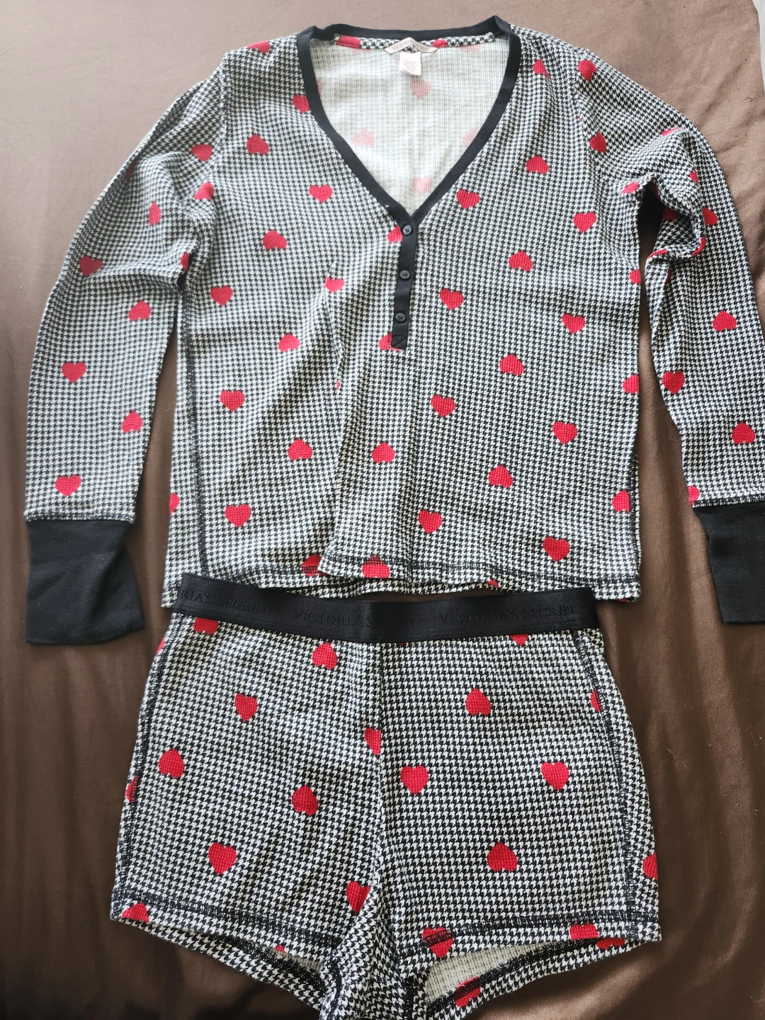 Victoria's Secret Pyjama Set